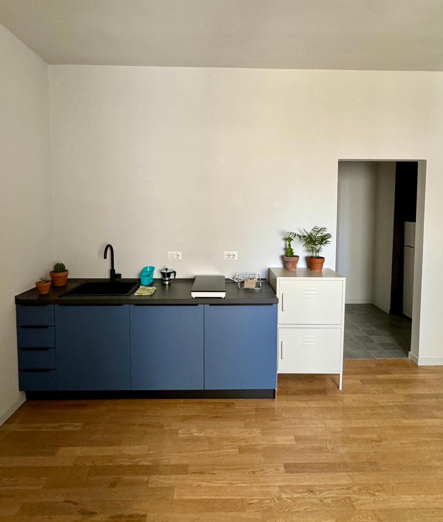 4 Balconi House- Appartamento Moderno A Lecce Exterior photo